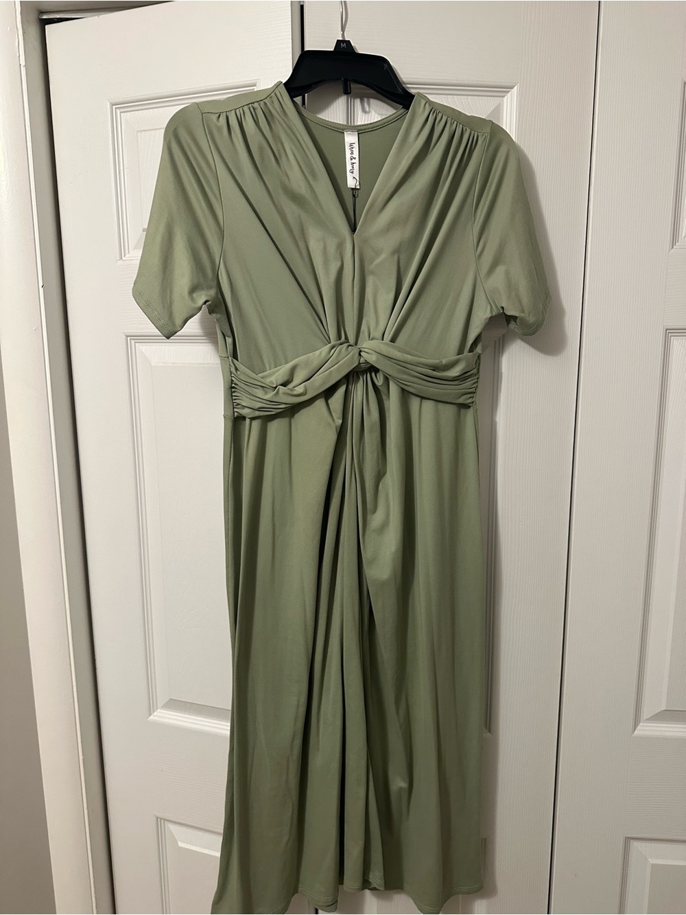 Knot-Front Short Sleeve Midi Dress in Sage Green - Picture 2 of 7